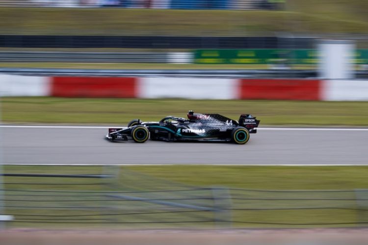 F1 Mercedes i FTX